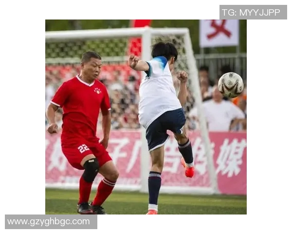 灵动脚步与智慧战术会跑位的足球明星们的精彩瞬间 灵动脚步与智慧战术会跑位的足球明星们的精彩瞬间