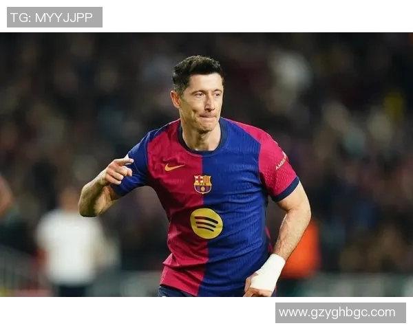 足球后卫历史排名揭秘球场明星的荣耀与传奇之路 足球后卫历史排名揭秘球场明星的荣耀与传奇之路