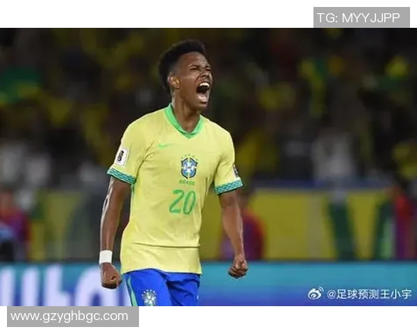 挑战系列足球明星排名揭晓谁将成为球场之王引发热议与期待